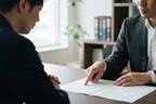 別居中に相手の勤務先が変わったらどうする？確認方法と弁護士に相談するケースを解説 